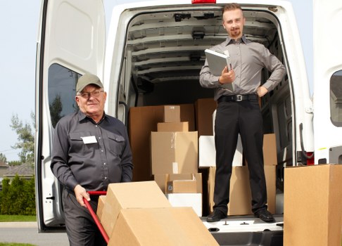 Removal van service for North Sheen home moves
