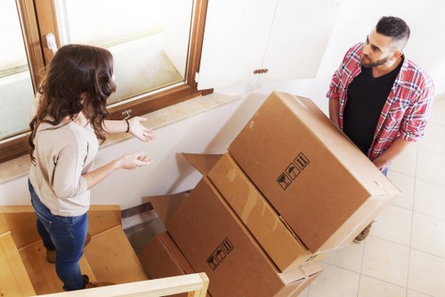 Furniture transport and house move support in North Sheen
