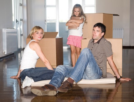 Local moving van service for North Sheen businesses